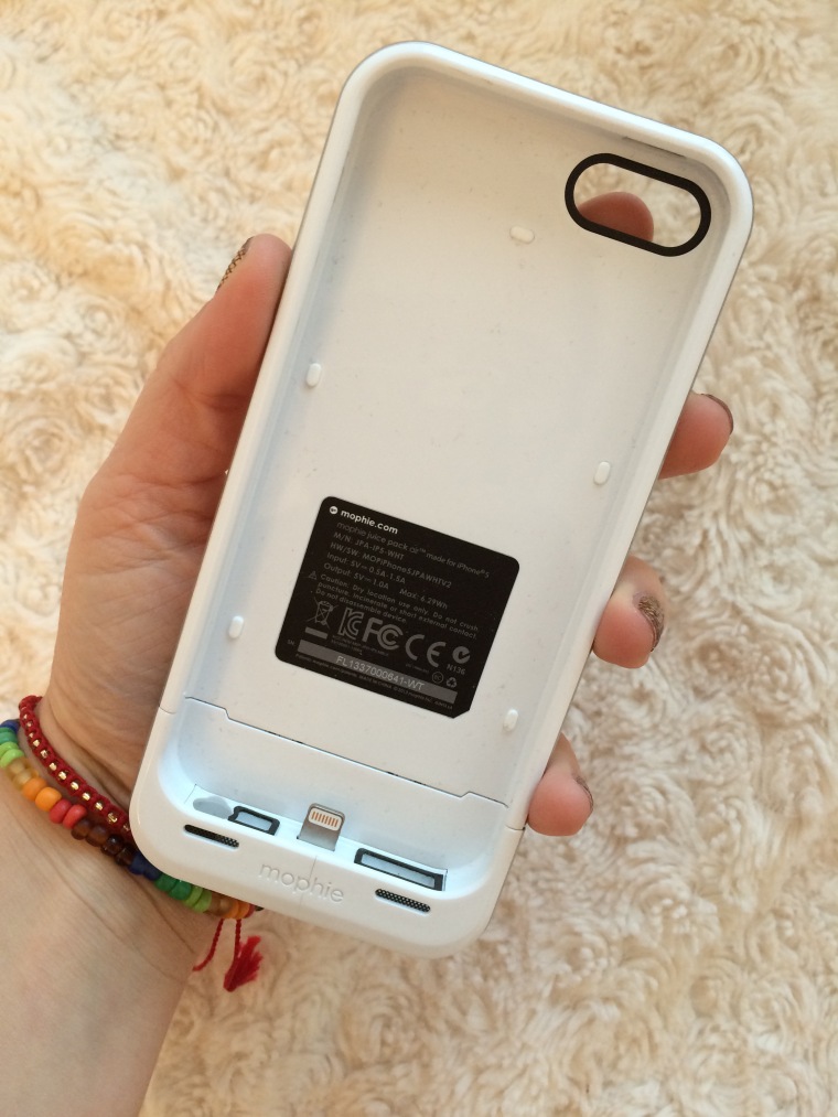 Coque rechargeable : FNAC
